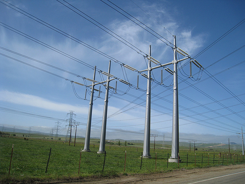 ‘Old clunkers’: California power plants break down during heat wave