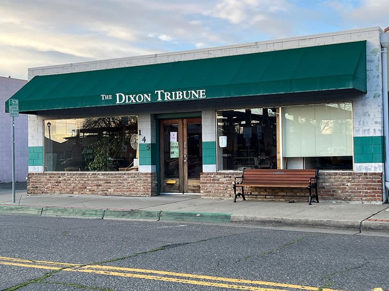 Dixon Tribune Closes