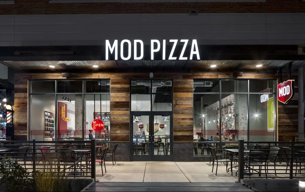 Mod Pizza closes 5 California locations as $20-an-hour minimum wage law takes effect