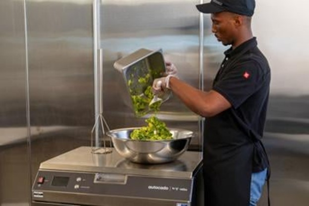 Chipotle pilots new line of robots in California after $20 per hour wage