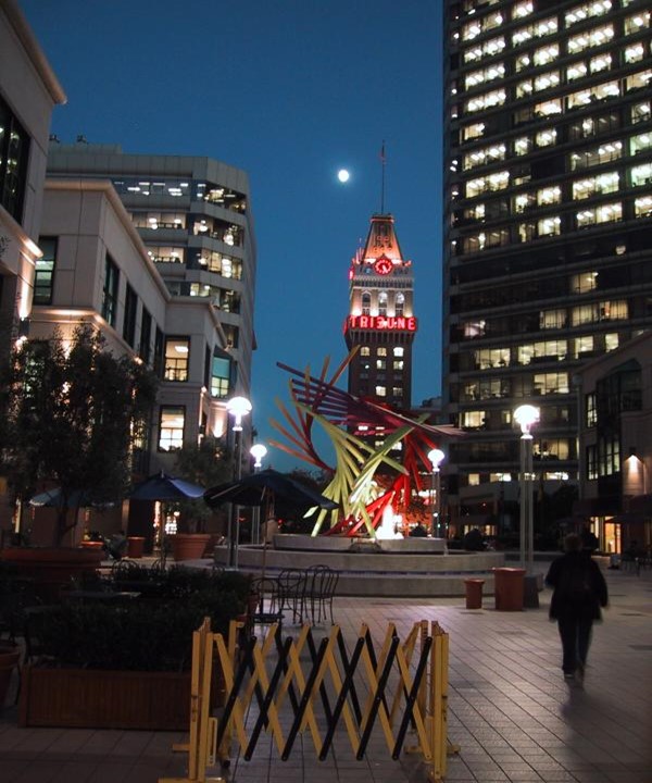 Like Oakland, iconic Tribune Tower faces troubled times