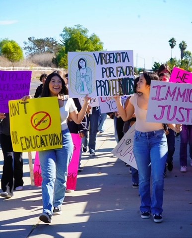 Dos Pueblos High School Students Take Part in Post-Election Walkout